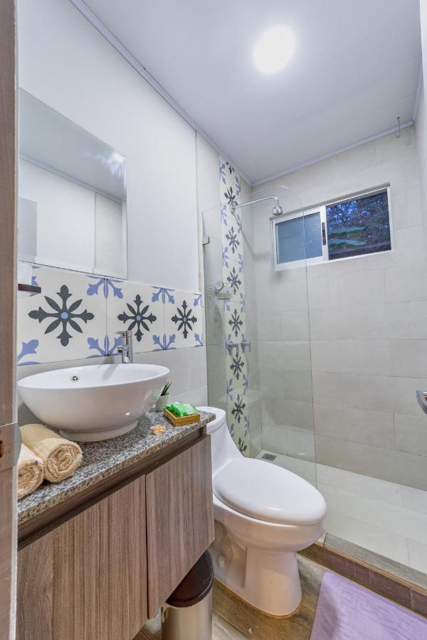 Casa Jobo Leilighet Puerto Viejo de Talamanca Eksteriør bilde